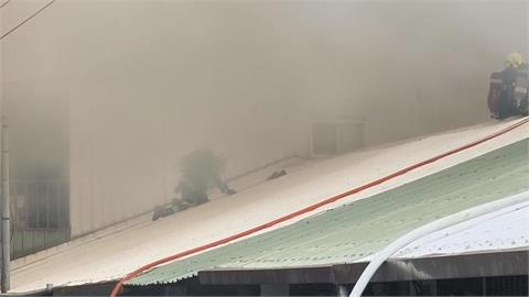 花蓮民宅2樓起火"共13戶遭殃" 民眾抱自家神像逃命