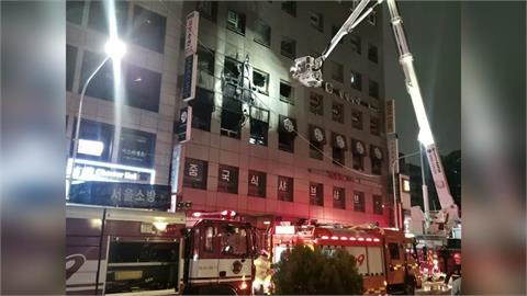 快新聞/BTS回歸演唱會前「首爾膠囊旅館大火」!外國旅客3重傷7輕傷