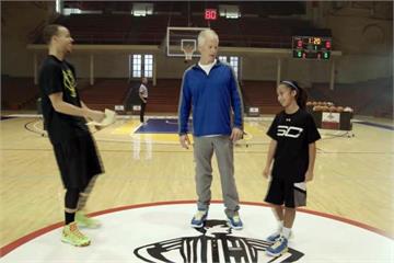 美13歲女球員單場17顆三分球！還曾打敗過柯瑞