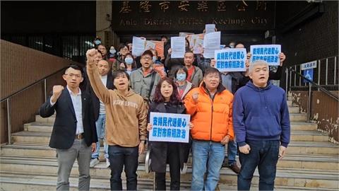 童子瑋送學童耶誕繪本遭市府婉拒 家長批:謝國樑搞政治