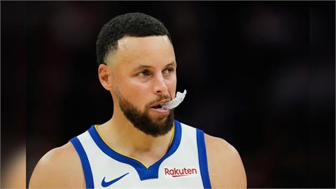 NBA(影)／缺席27場重磅回歸！「咖哩大神」柯瑞笑說：我緊張得要命