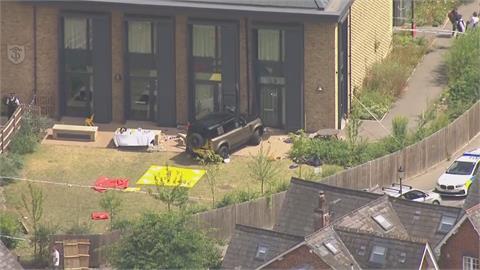 英國發生汽車衝撞小學事故　9人受傷包括7名兒童