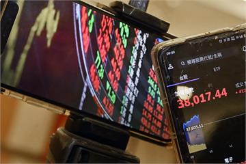 台股開盤暴漲逾1000點　台積電上漲75元至2125再創天價