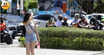 高溫假有譜！逾35度天數暴增　《氣象法》11月提修正草案「依法停班課」