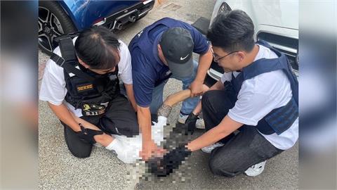 抓到了！草屯床墊工廠遭持槍搶劫 警追緝主嫌共犯攻堅逮人