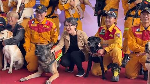 貓派蕭美琴關心搜救犬MRT能力認證 特地準備「這一物」