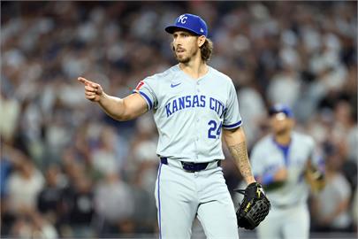 MLB(影)／皇家和曾投出無安打的明星右投續約　1年逾2億留下洛倫岑