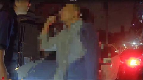 窄巷會車他嗆「台灣警察素質沒那麼好」被警拔槍臨檢　下場出爐了