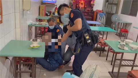 債務糾紛？高雄男吃早餐被砍斷雙腿　凶嫌偽裝外送員仍落網
