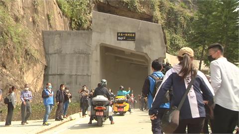 中斷22年！草嶺公路修復完工「全線通車」