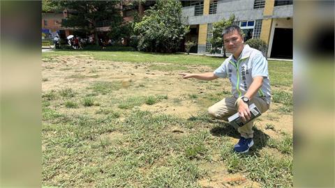 苗栗信義國小地坪遇雨成泥地！沈發惠邀中央地方會勘改善