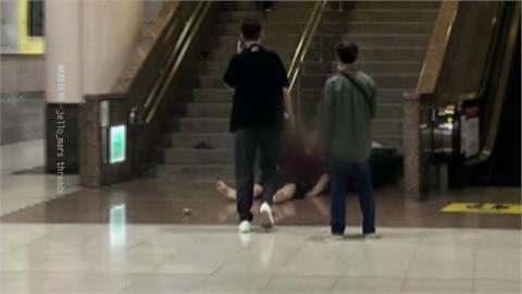 男子騎機車闖板橋車站　慘摔B1又衝月台臥軌