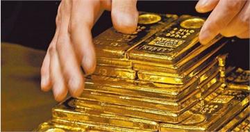 金價大跳水失守2900美元　分析師：「這2原因」引起拋售