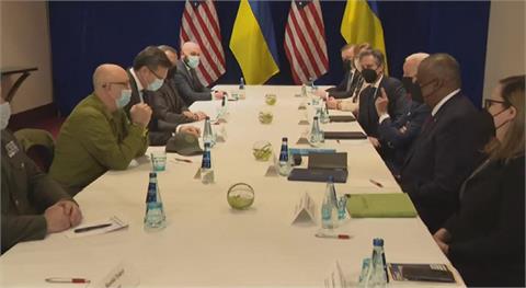 拜登訪波蘭第二天　與烏克蘭外長防長會談