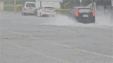 快新聞／下班注意！對流雲系旺盛　「3縣市」發布大雷雨即時訊息