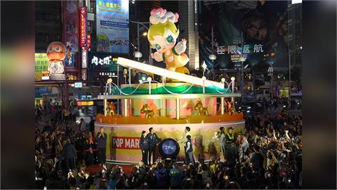 台北燈節西門展區點燈 Baby Molly主燈秀、IP燈組狂吸人潮