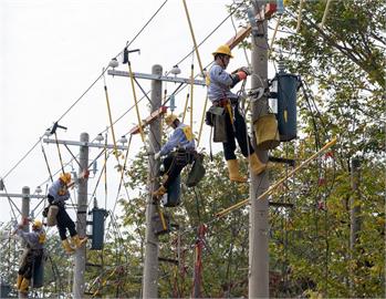 快新聞／桃園中壢、平鎮區大停電　1088戶受影響緊急搶修中