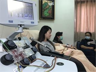父親曾是「骨髓幹細胞受贈者」！她22年後完成捐贈回饋社會