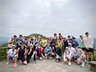 鐵道馬訓練營登場 跑者搶先踩線東北角