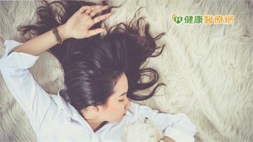 每晚躺床「秒睡」是身體警訊？　正確的睡眠是這樣