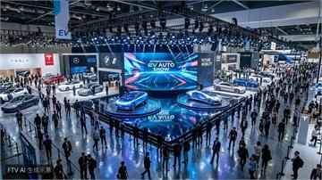巴黎車展歐洲車廠向中取經　福斯與Stellantis力拚電動車轉型