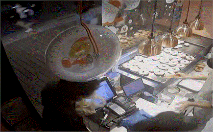 快新聞／中山街頭傍晚濺血！甜甜圈店員「神推一把」　成顧客救命恩人