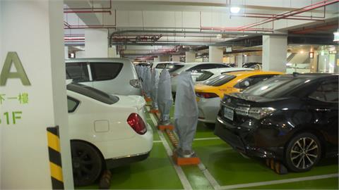 台中電動車充電車格收費上路　這處停車場45支充電樁「被封存」