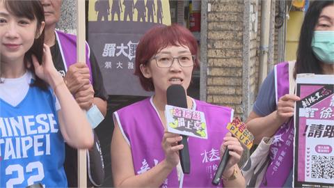 快新聞／徐巧芯真的怕了！積極跑活動、掛布條　罷團：「裝乖沒用」來不及了