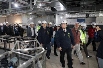 稽查台南新光三越　黃偉哲當場抓包沒有裝設氣體偵測器