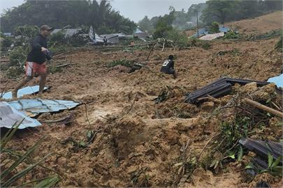 快新聞／畫面曝光！印尼邊陲島嶼豪雨釀土石流　已知11死、50人失蹤