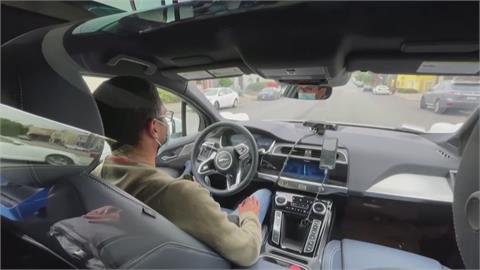 美無人計程車「Waymo」將測試！　每週約有10輛車運行