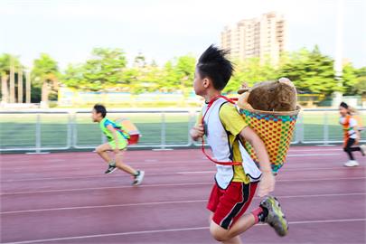 最逗夏日運動派對「扛著野豬跑」8/23新莊體育園區登場