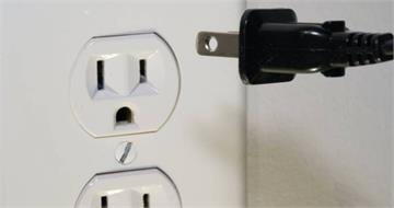 拔插頭真的能省電？專家點名3家電別亂拔　恐害縮短使用壽命