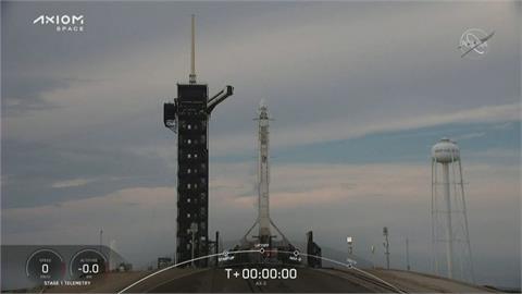 SpaceX第二趟私人任務　載首位沙烏地女太空人升空