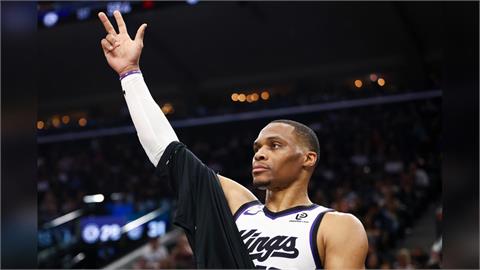 NBA／震撼彈！史上最強「大三元製造機」宣布退休　衛斯布魯克感性發文