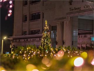 別再只去市區！2025豐原聖誕景點全攻略 水岸燈海一次拍齊