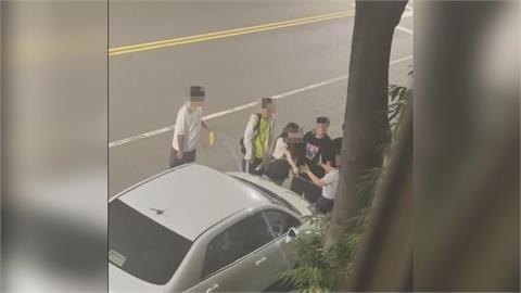 住戶不滿車輛臨停黃線　疑動手做「這件事」與駕駛爆衝突