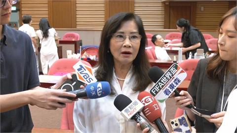 秦慧珠稱殷瑋屢救場是「弱化蔣萬安」！1關鍵網笑翻：蔣火鍋本來就沒料