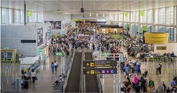 人生首次出國!長輩跟團「慘變桃機1日遊」 原因曝光網傻眼:哪家旅行社這樣搞