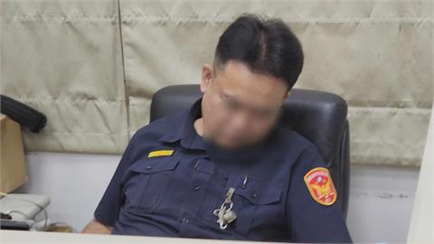 超扯! 高雄副法警長"上班睡覺鼾如雷" 睡飽狂滑手機