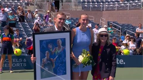 美網(影)／職業網球生涯最後一舞!　兩屆溫網后冠好手首輪出局含淚告別