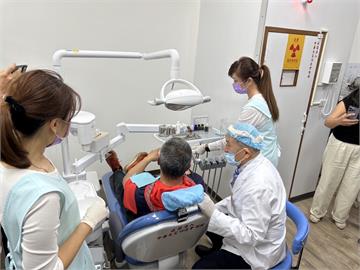 台中和平區牙醫巡迴醫療站開幕 偏鄉居民牙痛有解套