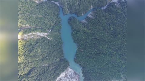 115年7月17日萬里溪堰塞湖空拍。（圖／翻攝林業及自然保育署花蓮分署臉書）