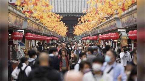 中赴日觀光公害！　「霸占馬路、闖鐵路拍照」日人困擾