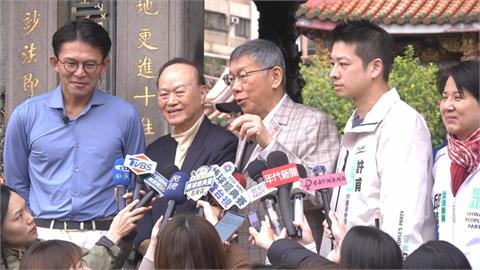 快新聞／賴清德出手！遭台南武廟主委嘔吐波及上前關心　柯文哲回應了