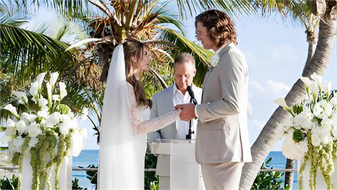 MLB(影)/「道奇強投」結婚了!隊友大谷翔平祝賀 兩人緣分竟然是「球場搭訕」