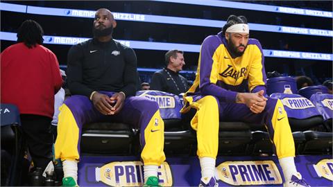 NBA／詹皇、戴維斯公開喊話要補強！　湖人制服組發動交易有難度