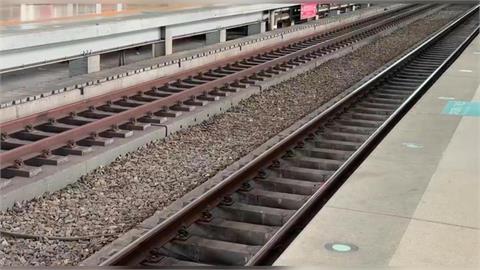 脫序行為挨罰5萬　酒後口角跳月台撿手機　台中火車站驚魂畫面曝光