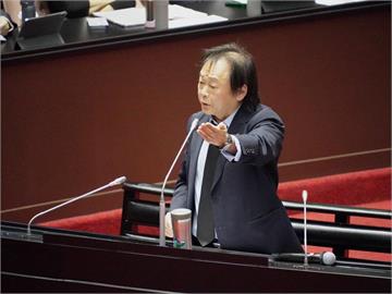 快新聞／曾送「魔戒」勸柯文哲不要迷戀權力　王世堅：政治不難找回良心而已