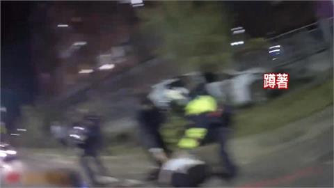 40萬債務談判釀擦撞　嫌犯自撞路樹被起獲瓦斯槍和毒品